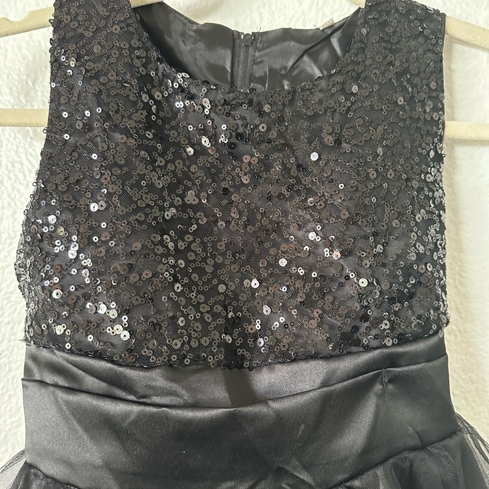 Kid’s Girls Sequins And Black Tulle Sleeveless Holiday Dress Size 160 BNWOT - Picture 7 of 13